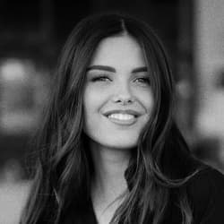 Inès